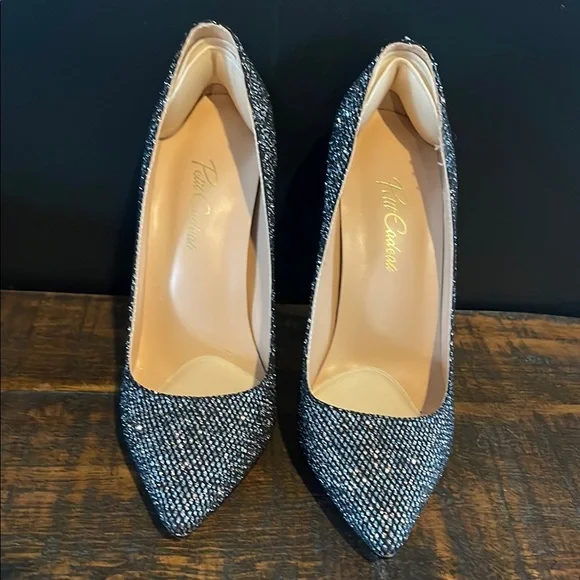 Elegant Black and Silver Women's Heels - Size 7 - Picture 9 of 12